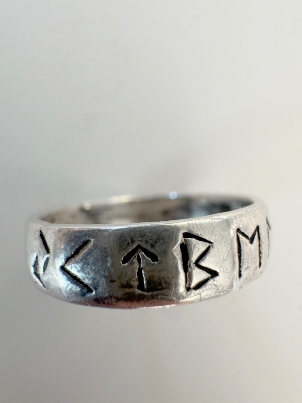 Silver Rune Ring - Picture 2 of 9